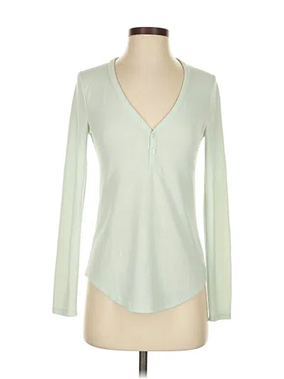 Pre-owned Athleta Long Sleeve T-shirt In Green