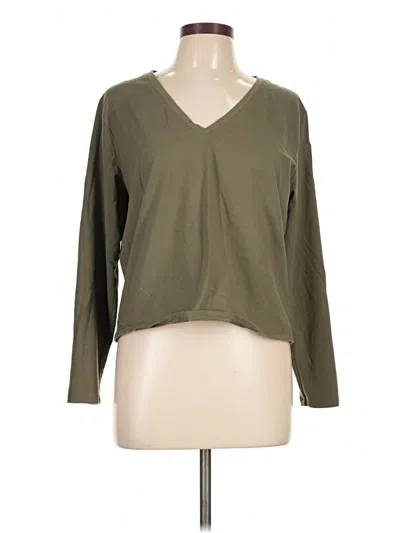 Pre-owned Athleta Long Sleeve T-shirt In Green
