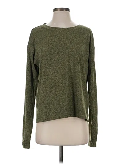 Pre-owned Athleta Long Sleeve T-shirt In Green