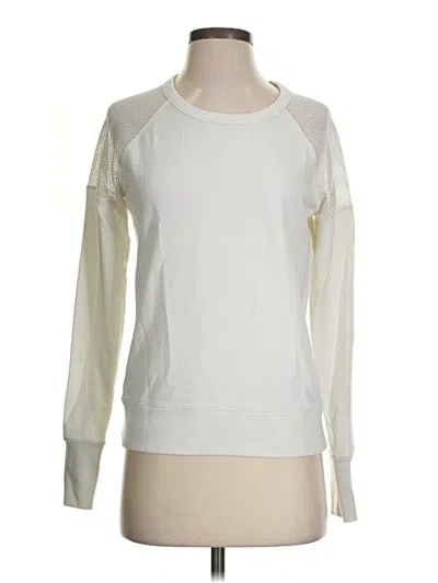Pre-owned Athleta Long Sleeve T-shirt In Ivory