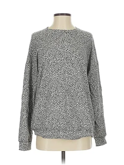 Pre-owned Athleta Long Sleeve T-shirt In Silver