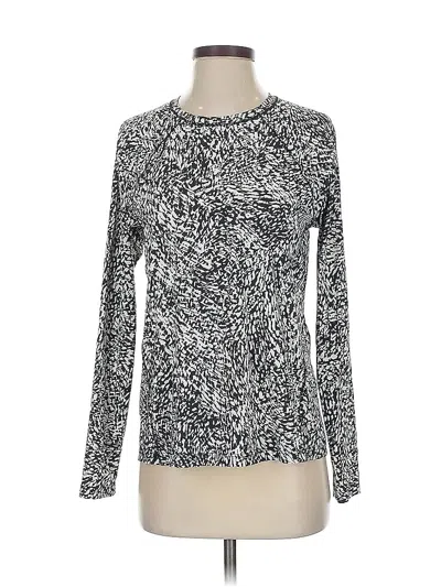 Pre-owned Athleta Long Sleeve T-shirt In Silver