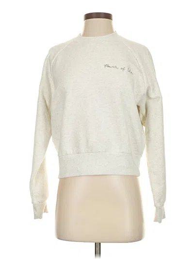Pre-owned Athleta Long Sleeve T-shirt In Silver