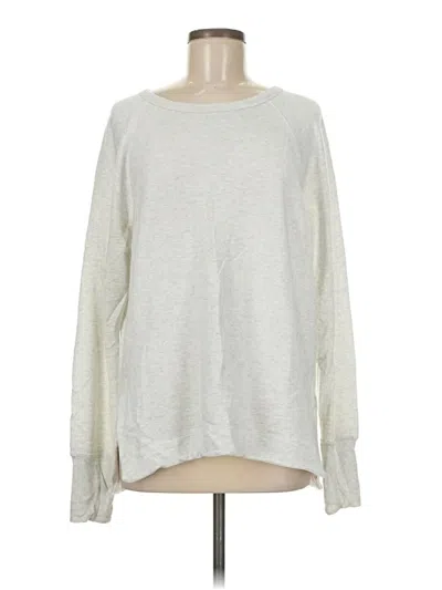 Pre-owned Athleta Long Sleeve T-shirt In Silver