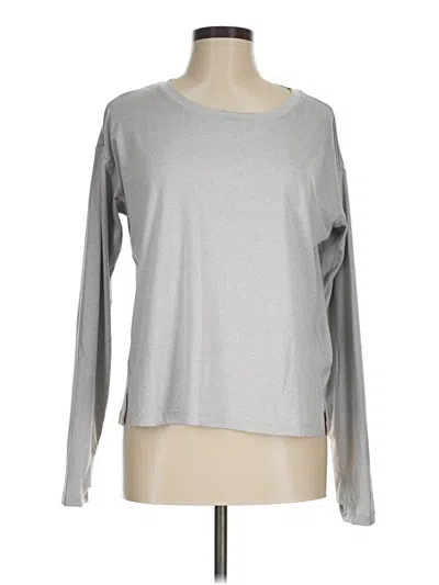 Pre-owned Athleta Long Sleeve T-shirt In Silver