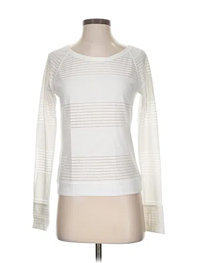Pre-owned Athleta Long Sleeve T-shirt In White