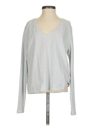 Pre-owned Athleta Long Sleeve T-shirt In White