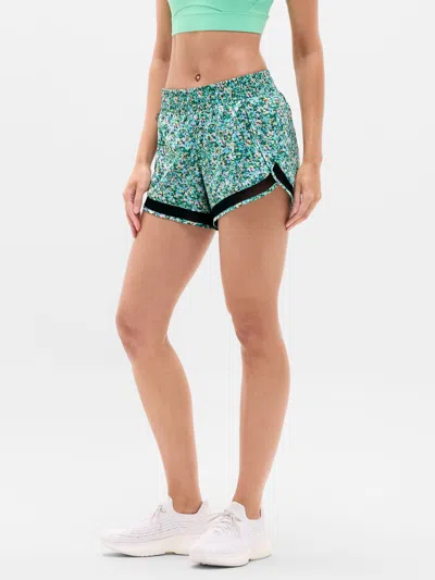 Athleta Mesh Racer Run Mid Rise 4" Short