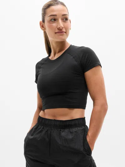 Athleta Momentum Seamless Crop Tee 2.0 In Black