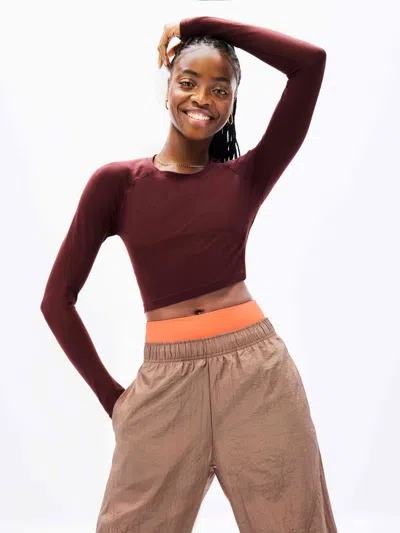 Athleta Momentum Seamless Crop Top 2.0 In Burgundy