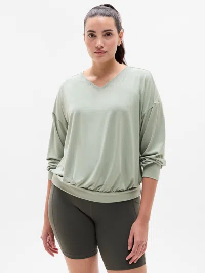 Athleta Move With Ease V-neck Top In Vera