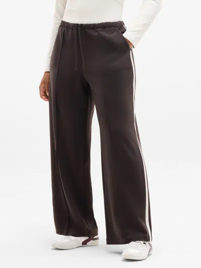 Athleta Mvp Mid Rise Side Stripe Pant In Brown