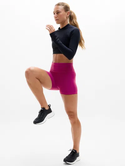 Athleta Pacesetter Ultra High Rise 4" Shortie
