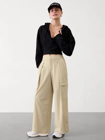 Athleta Pinnacle High Rise Cargo Trouser In Ecru