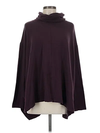 Pre-owned Athleta Poncho In Burgundy