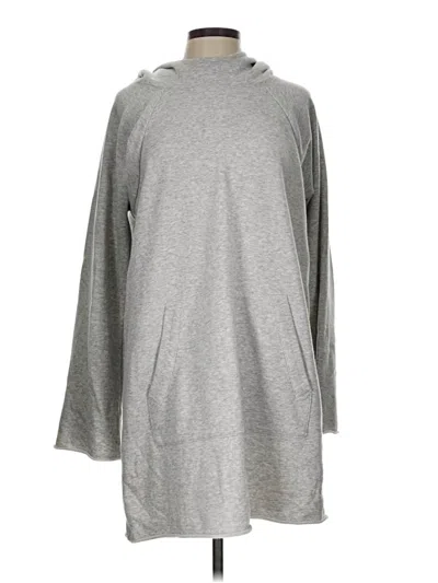Pre-owned Athleta Poncho In Gray