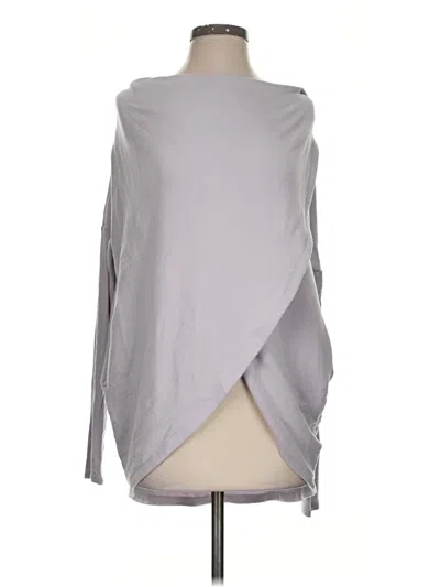 Pre-owned Athleta Poncho In Gray