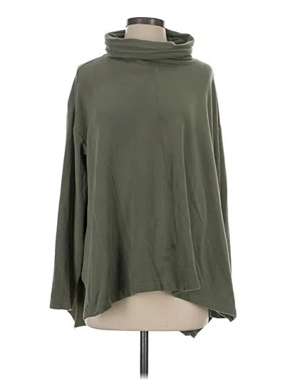 Pre-owned Athleta Poncho In Green
