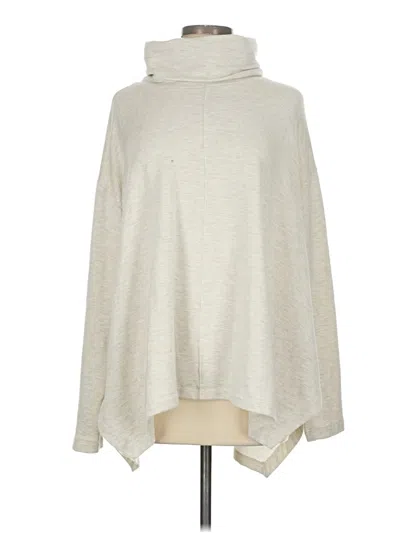 Pre-owned Athleta Poncho In Ivory