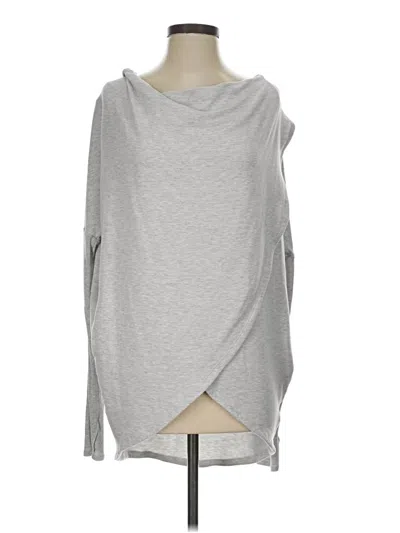 Pre-owned Athleta Poncho In Silver