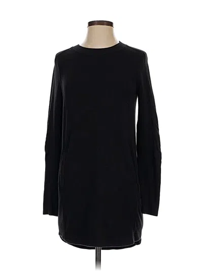 Pre-owned Athleta Pullover Sweater In Black