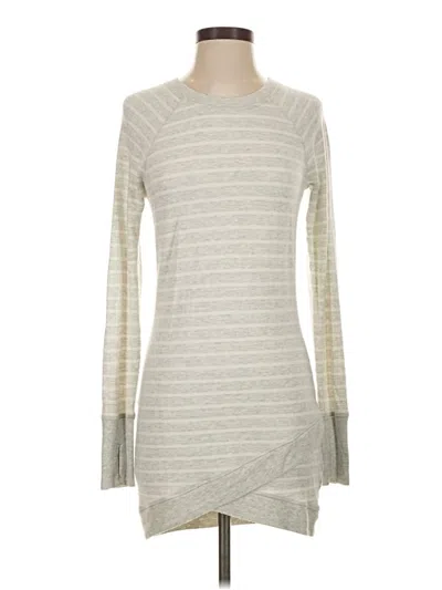 Pre-owned Athleta Pullover Sweater In Gray