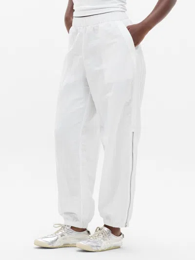 Athleta Pursuit Mid Rise Zip Jogger In White