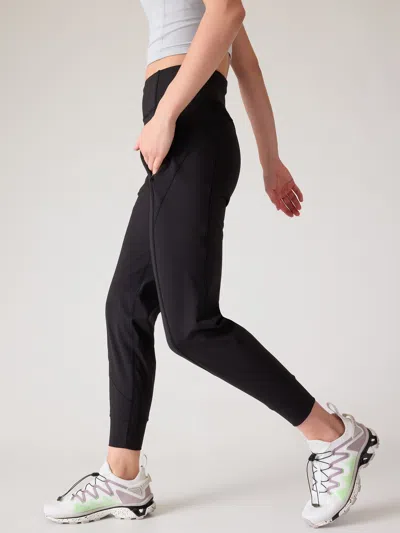 Athleta Rainier Jogger In Black