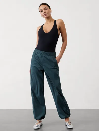 Athleta Rise Pant In Eden