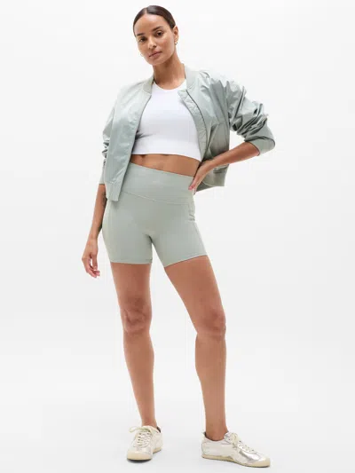 Athleta Salutation Stash High Rise 5" Short In Gray