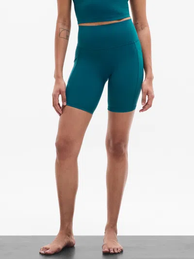 Athleta Salutation Stash High Rise 7 Short In Coastal Teal