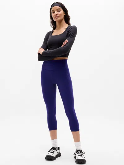 Athleta Salutation Stash High Rise Capri In Mystic