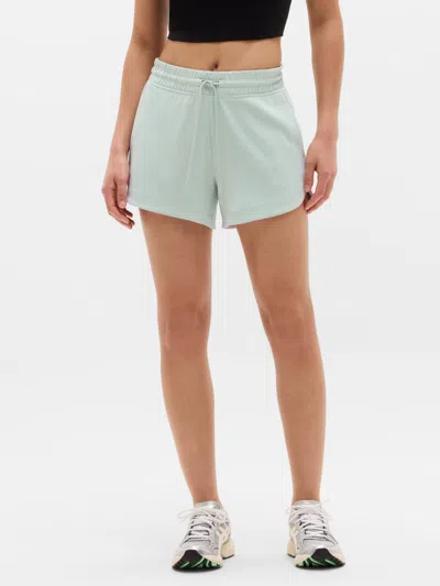 Athleta Seasoft Mid Rise 4" Short