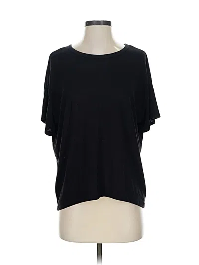 Pre-owned Athleta Short Sleeve T-shirt In Black