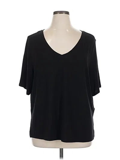 Pre-owned Athleta Short Sleeve T-shirt In Black