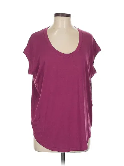 Pre-owned Athleta Short Sleeve T-shirt In Burgundy