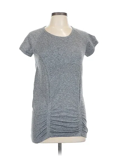 Pre-owned Athleta Short Sleeve T-shirt In Gray