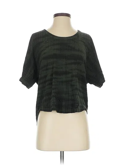 Pre-owned Athleta Short Sleeve T-shirt In Green