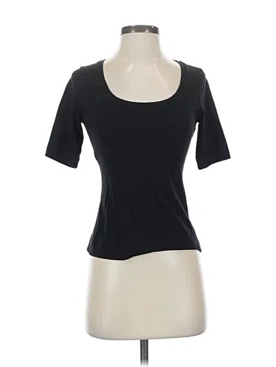 Pre-owned Athleta Short Sleeve T-shirt In Black