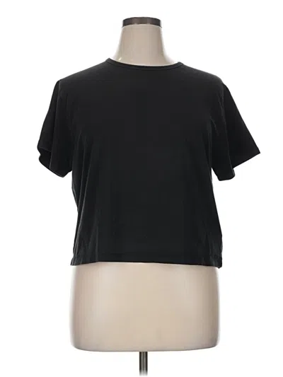 Pre-owned Athleta Short Sleeve T-shirt In Black