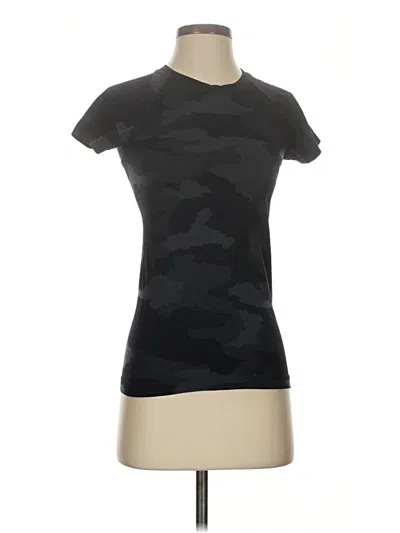 Pre-owned Athleta Short Sleeve T-shirt In Black