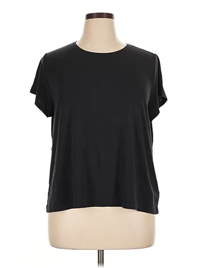 Pre-owned Athleta Short Sleeve T-shirt In Black