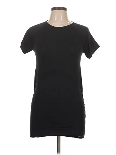 Pre-owned Athleta Short Sleeve T-shirt In Black