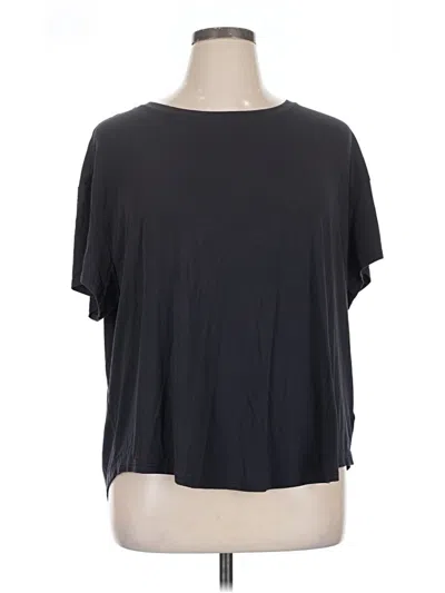Pre-owned Athleta Short Sleeve T-shirt In Black