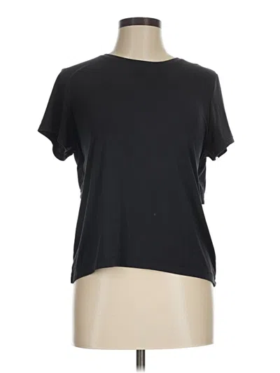 Pre-owned Athleta Short Sleeve T-shirt In Black