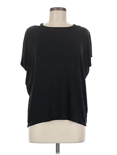 Pre-owned Athleta Short Sleeve T-shirt In Black