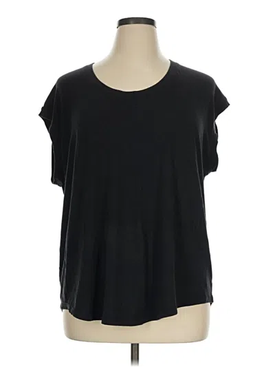 Pre-owned Athleta Short Sleeve T-shirt In Black