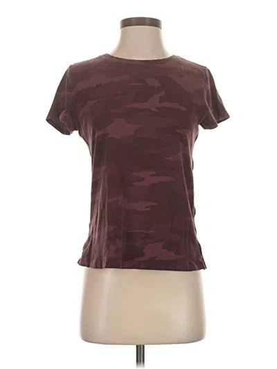 Pre-owned Athleta Short Sleeve T-shirt In Burgundy