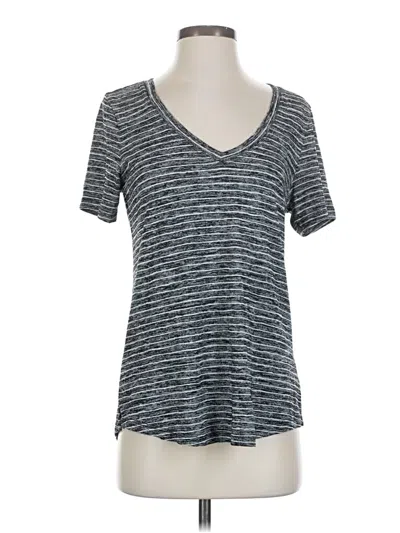Pre-owned Athleta Short Sleeve T-shirt In Gray