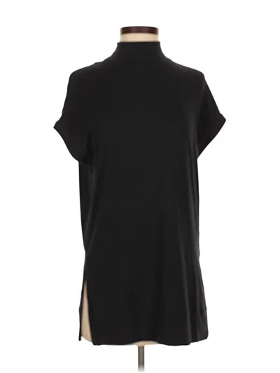 Pre-owned Athleta Short Sleeve Turtleneck In Black